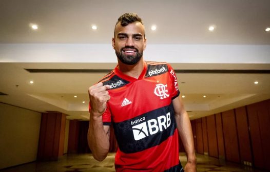 Fabrício Bruno chega ao Flamengo e já treina