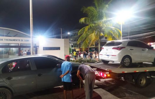 Prefeitura de Saquarema reboca carros em ação de fiscalização contra uso de som irregular