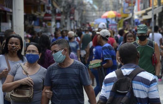 Capital libera obrigatoriedade de uso de máscaras em ambiente fechado