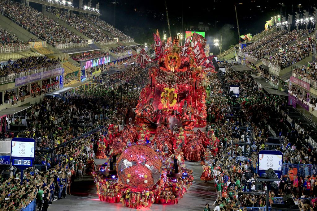 CAXIAS EM FESTA ATÉ O SOL RAIAR! Grande Rio é campeã do Grupo Especial do Carnaval