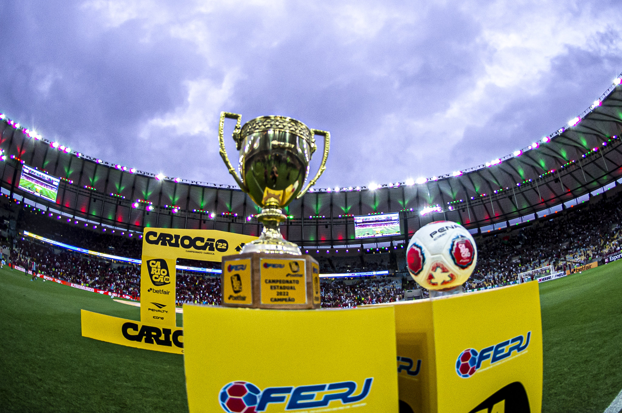 Campeonato Paulista e Carioca de 2022 na Record exibirão lances em telas  simultâneas