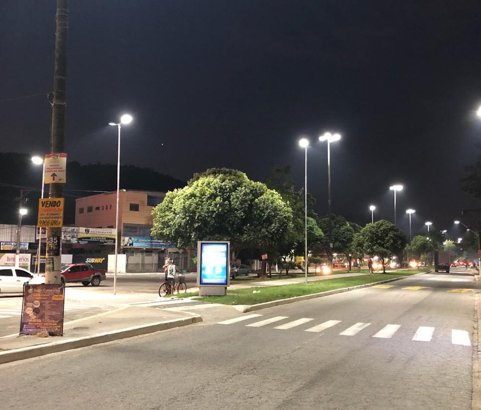Programa Cidade Luz instala mais de 45 mil luminárias de Led em Duque de Caxias