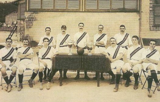 Primeiro clube do Brasil com ‘football’ no nome, Fluminense celebra 120 anos