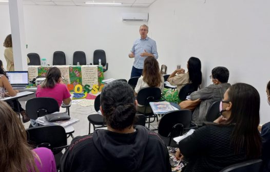 Prefeitura de Maricá dá pontapé inicial para alfabetização de 2,7 mil jovens e adultos