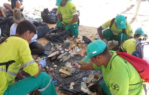 Ações de sustentabilidade recolhem lixo de quatro praias de Cabo Frio