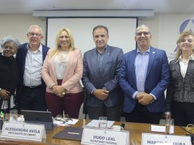 Presidente do Creci-RJ participa de debate na Abami