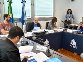 Alerj: Deputados debatem repasse do ICMS para municípios por critérios educacionais