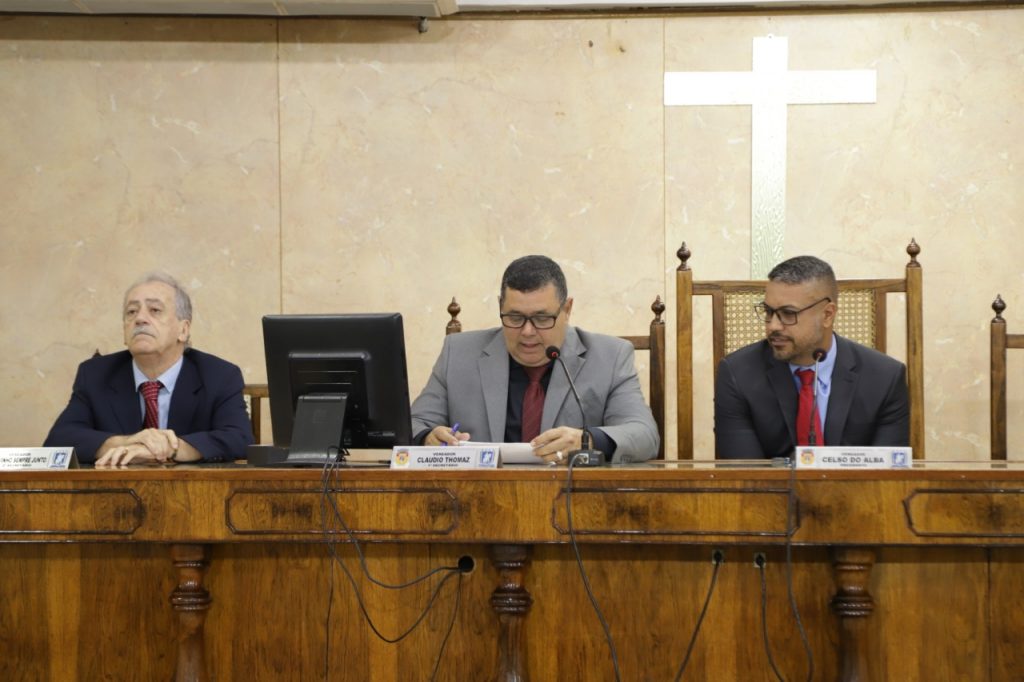 Sessão na Câmara Municipal de Caxias aborda canalização de rio e demais obras na cidade