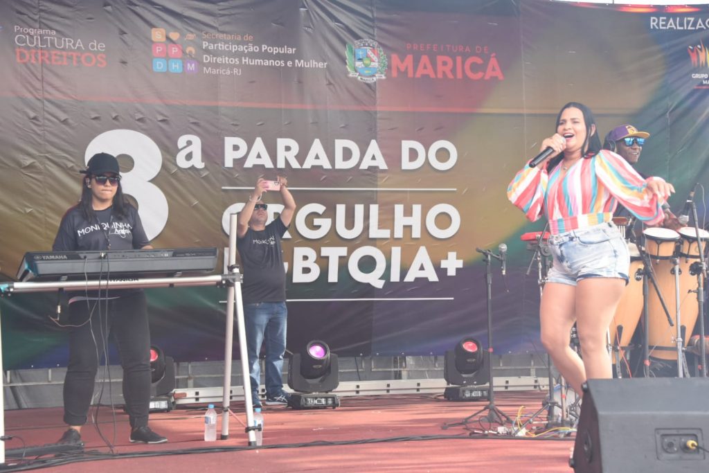 Alegria, diversidade e luta por direitos marcam a 8ª Parada do Orgulho LGBTQIA+ em Maricá