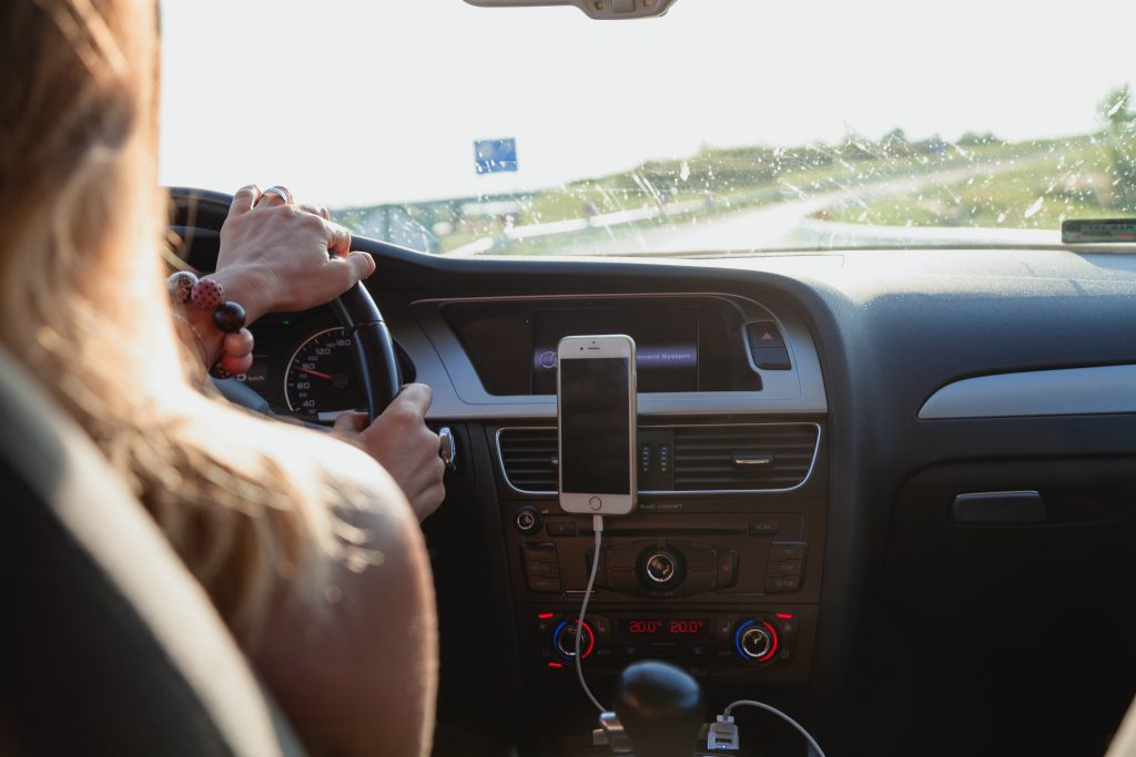 Lady Driver, app de transporte exclusivo para mulheres, chega a Niterói em Dezembro