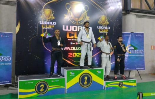 Atleta de Quissamã é vice-campeão da Copa do Mundo de Jiu-jitsu