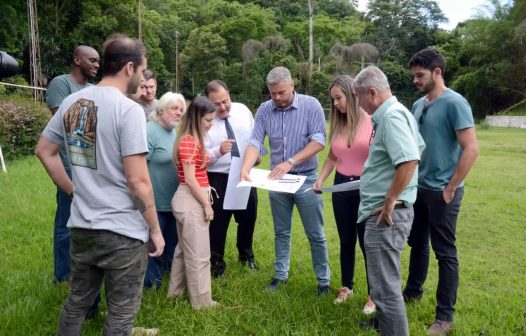 Prefeito de Barra Mansa visita área que abrigará Parque Poliesportivo Jornalista João Pançardes