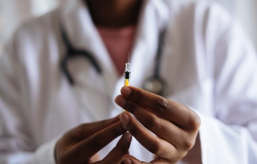 Petrópolis reforça vacinação contra influenza com postos itinerantes