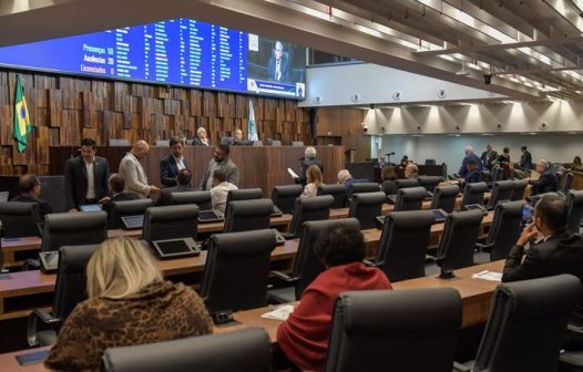 Alerj convoca cinco suplentes para vagas de deputados que vão compor governo