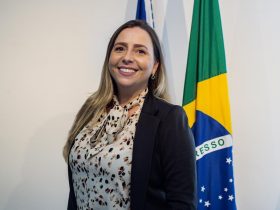 Paula Pinheiro toma posse como a nova secretária de Turismo, Esporte e Lazer de Cabo Frio