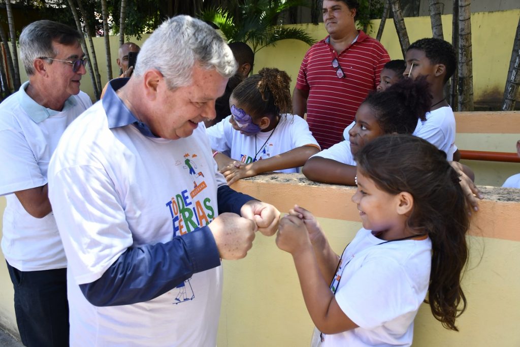 Programa Tô de Férias na Escola, da Prefeitura de Niterói, diverte a criançada com atividades