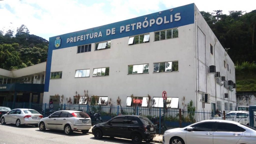 Prefeitura de Petrópolis garante orçamento 29% maior para este ano com reequilíbrio de contas