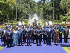 Cláudio Castro empossa novo secretariado em evento no Palácio da Guanabara