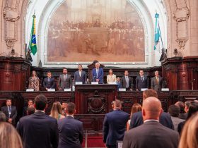 Em clima de eleição da presidência, Alerj dá posse aos 70 deputados da 13ª Legislatura