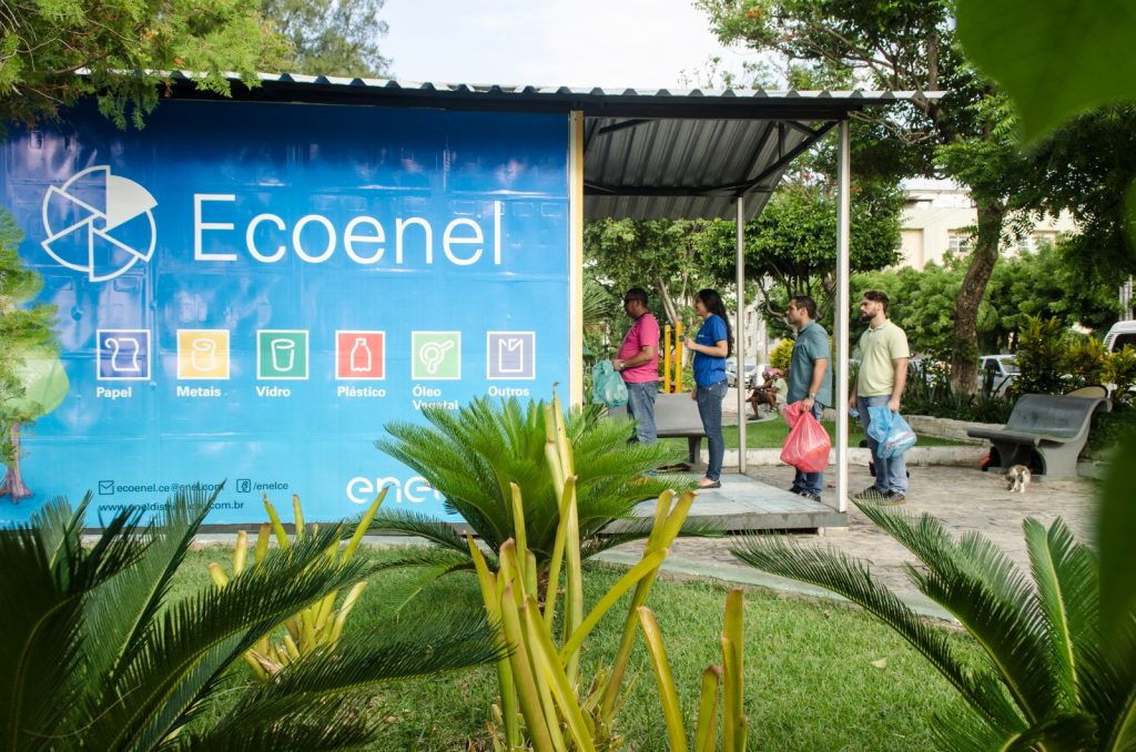 Enel oferta R$ 650 mil em descontos na conta de luz por meio de coleta de materiais recicláveis