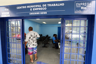 Prefeitura do Rio divulga 900 vagas de trabalho disponíveis em empresas parceiras