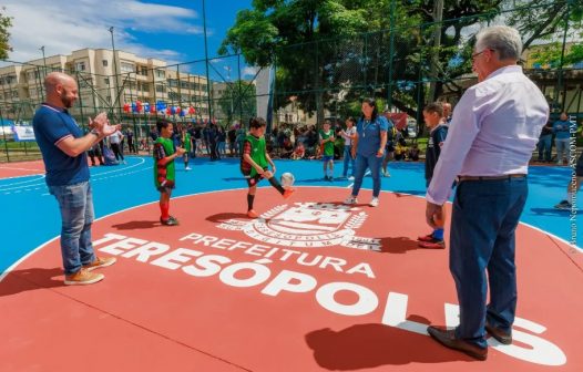Prefeitura de Teresópolis entrega novas quadras esportivas após obras