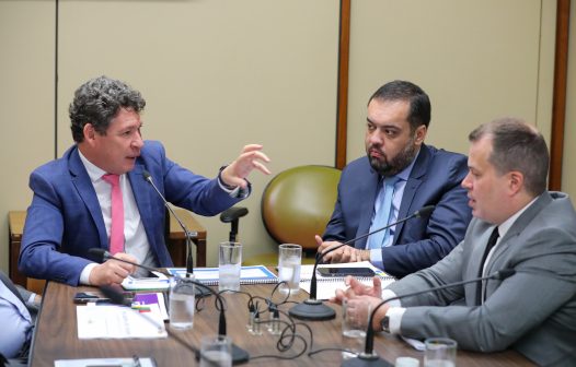 <strong>Cláudio Castro se encontra com deputados em Brasília para tratar da Reforma Tributária</strong>