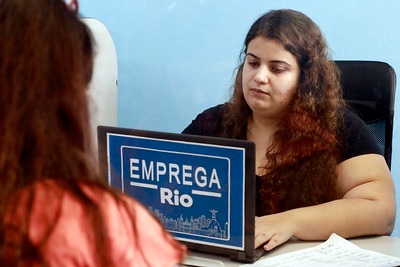 Prefeitura do Rio divulga 540 vagas de emprego em empresas parceiras