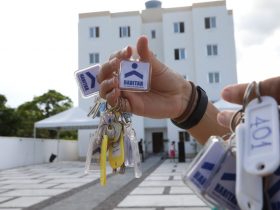 População que vivia em área de risco em Maricá recebe 20 novos apartamentos