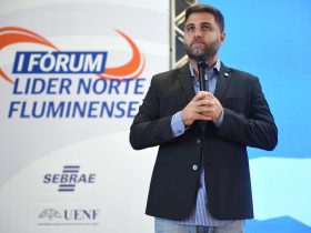 Prefeito de Campos participa de fórum de desenvolvimento econômico regional