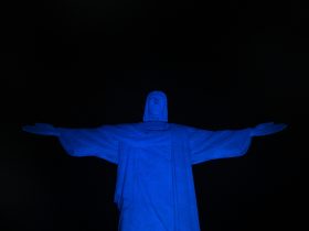 CRC-RJ ilumina Cristo Redentor pelo Dia do Profissional da Contabilidade