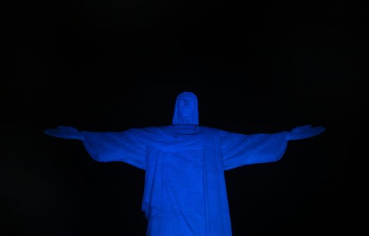 CRC-RJ ilumina Cristo Redentor pelo Dia do Profissional da Contabilidade