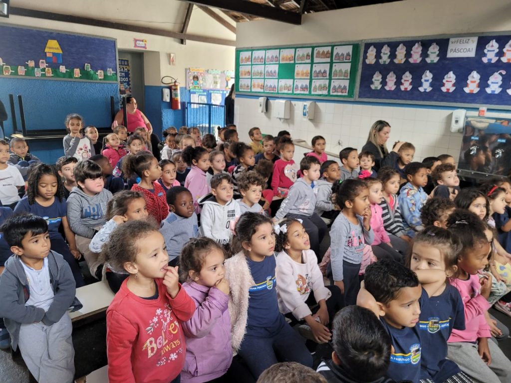 Prefeitura de Nova Friburgo promove ação em escola para conscientização sobre prevenção