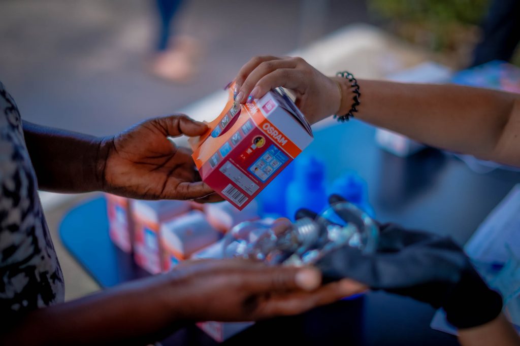 Enel Distribuição Rio fará ações com troca de lâmpadas em dois municípios nos dias 10 e 13