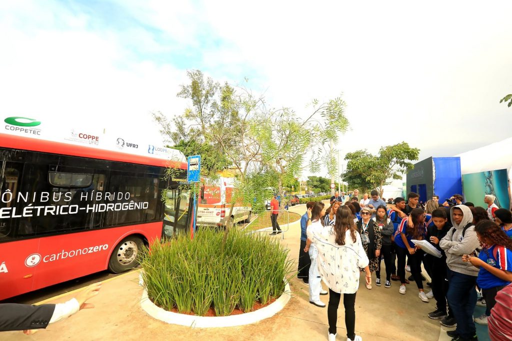 Protótipo do ônibus elétrico-hidrogênio ficará em exposição em Maricá