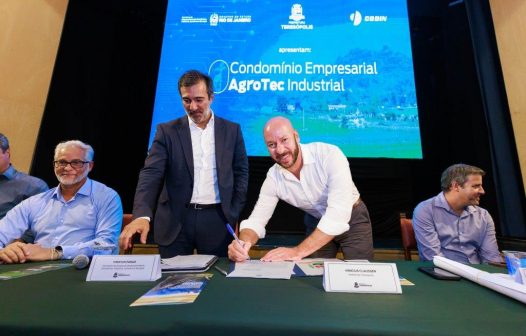 Prefeitura de Teresópolis e Governo do Estado assinam acordo para a implantação do Condomínio Empresarial AgroTec Industrial