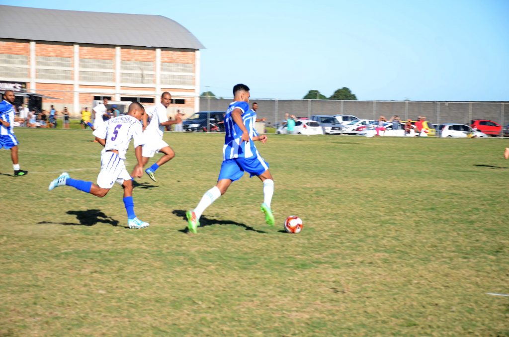 S.F. Itabapoana abre torneio de futebol no dia 23