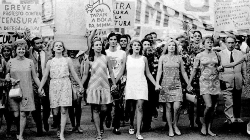 Conquista do voto feminino ganha homenagem