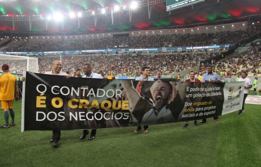 CRC-RJ homenageia contadores e incentiva destinação de IR para projetos sociais