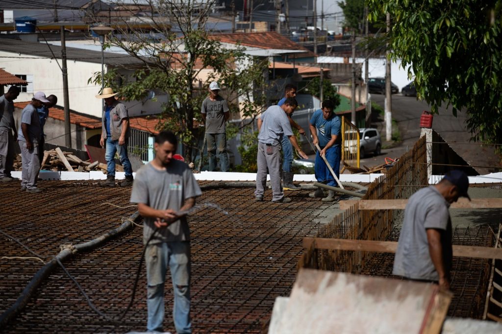 Acesso ao Siderville, em Volta Redonda, entra em reta final