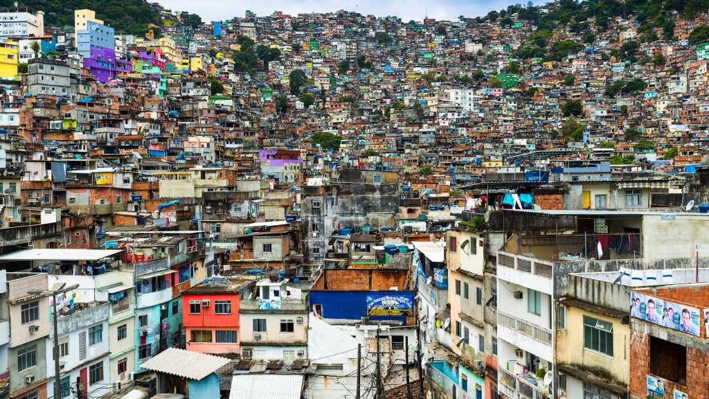 Exposição na Uerj retrata resistência das favelas