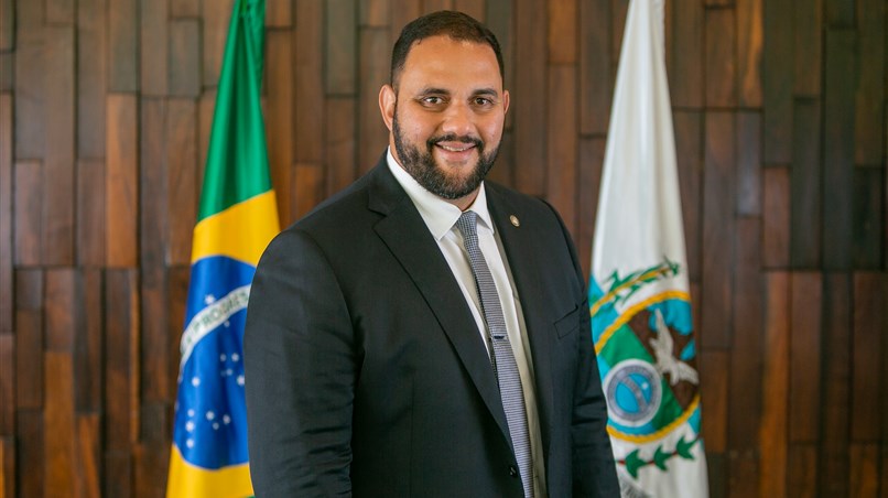 Deputado quer água para aliviar o calor e evitar tragédias 