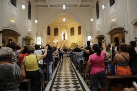 Caxias inicia celebração de aniversário com missa e shows