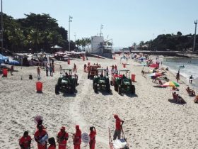 Comlurb inicia operação Praia Limpa no Rio