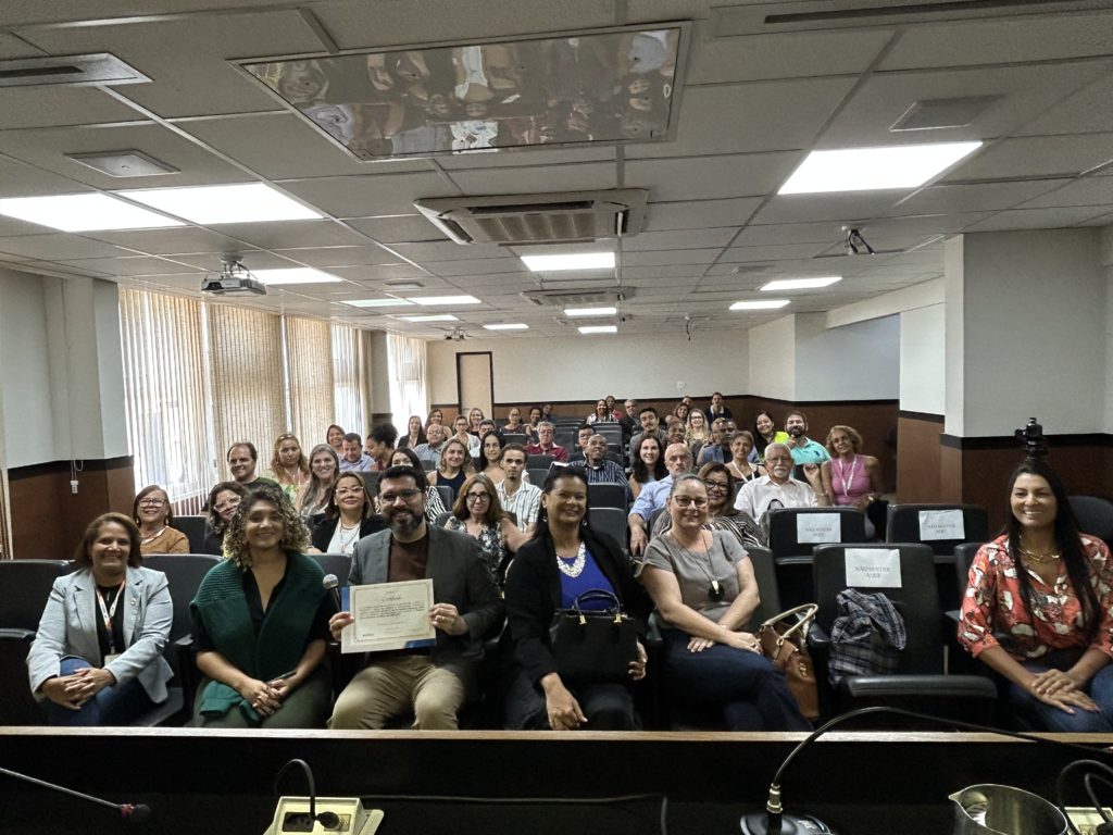 Palestra mostra caminhos para melhorar a comunicação com clientes