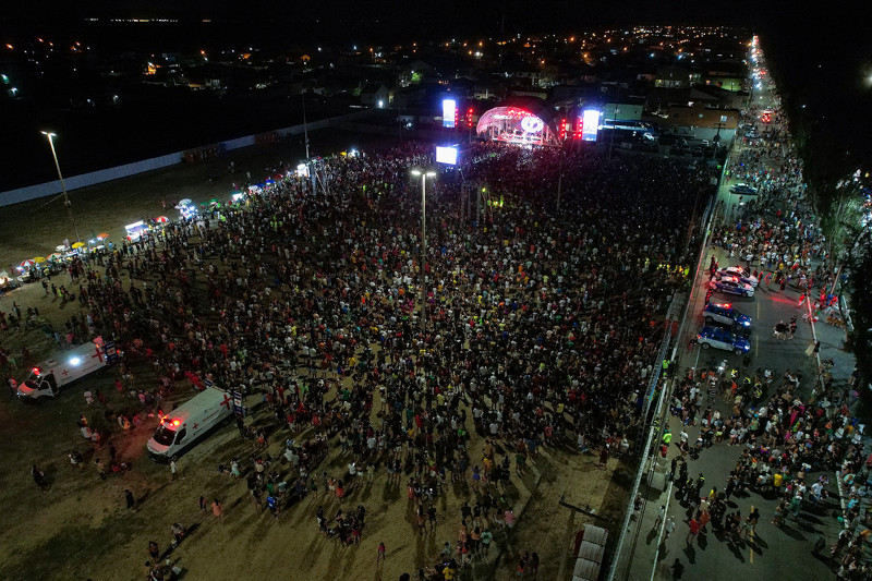 Campos terá fim de semana de shows no Farol de São Tomé