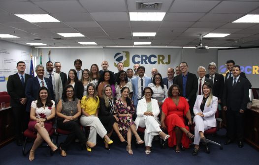 CRCRJ empossa novos conselheiros (2024-2027) e diretoria do biênio 2024-2025