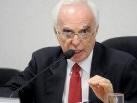 Morre o embaixador Samuel Pinheiro Guimarães