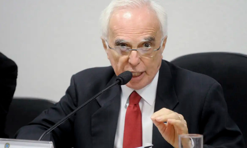 Morre o embaixador Samuel Pinheiro Guimarães