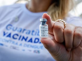 Rio inicia vacinação contra dengue em crianças e adolescentes